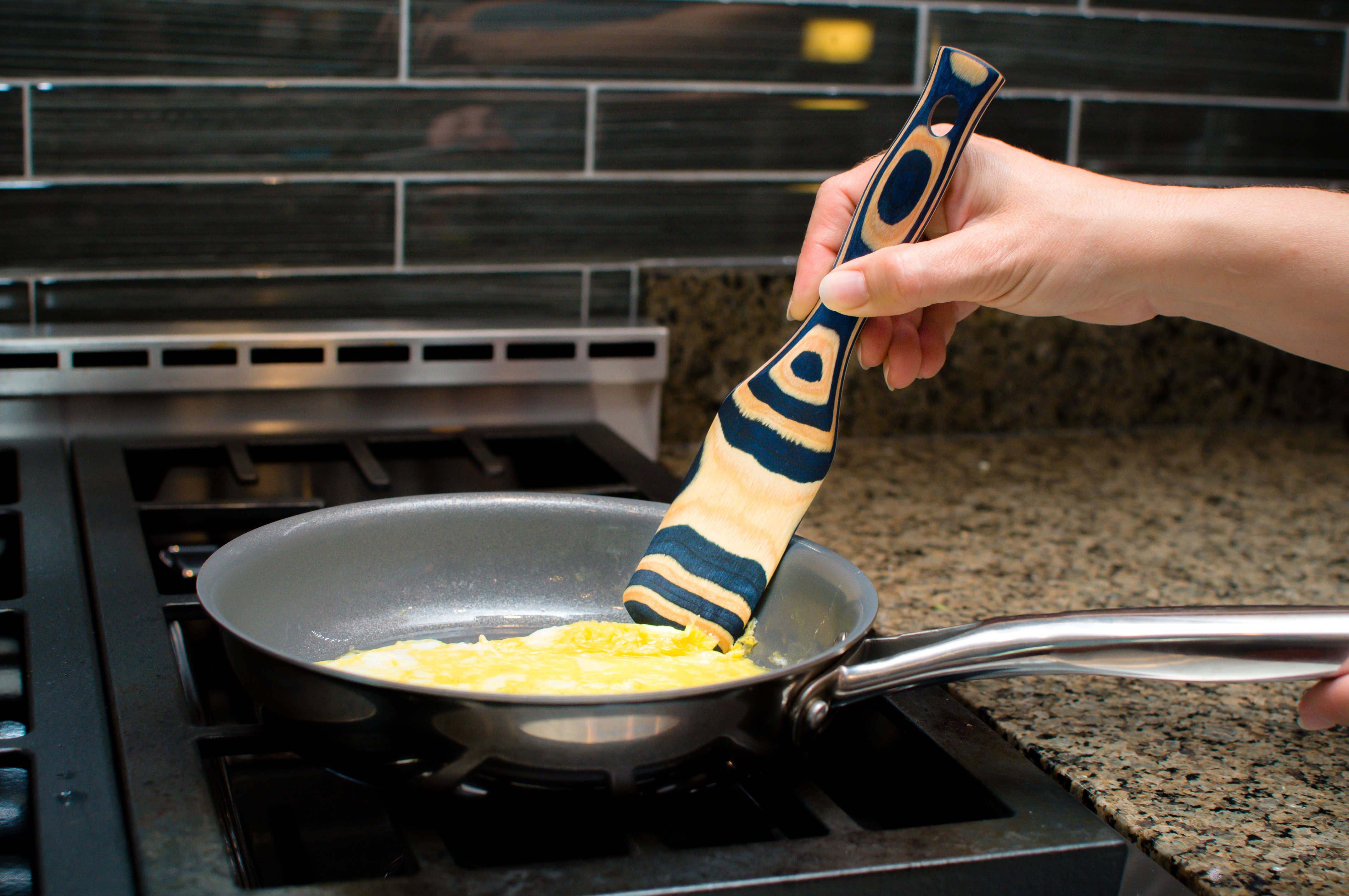 9" Blue Pakka Spurtle - MaisonBeach