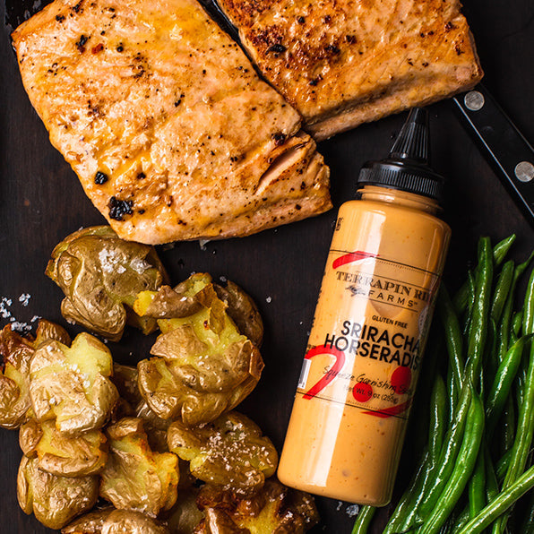 Sriracha Horseradish Garnishing Squeeze - MaisonBeach