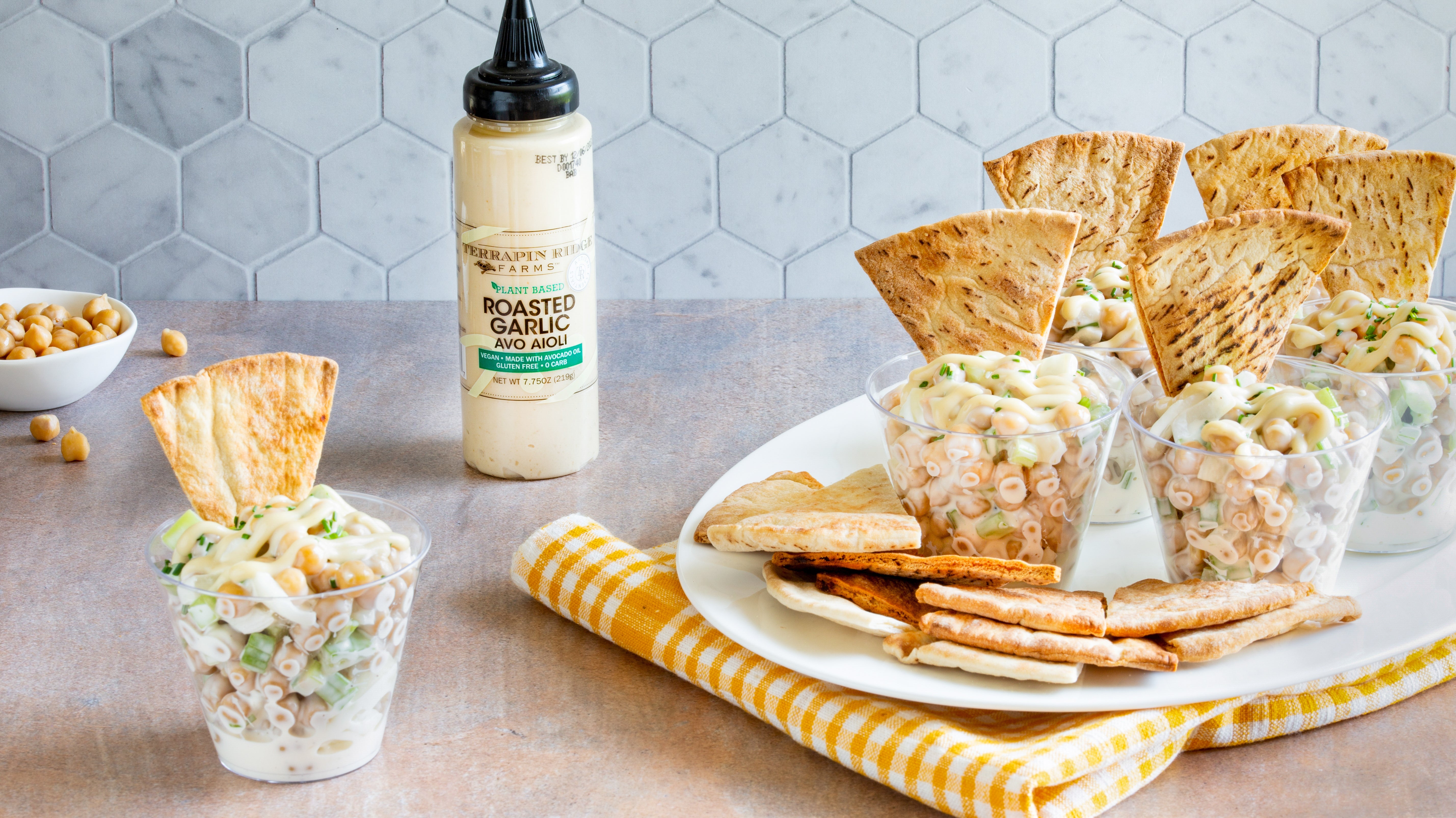 Avo Aioli Roasted Garlic Squeeze - MaisonBeach
