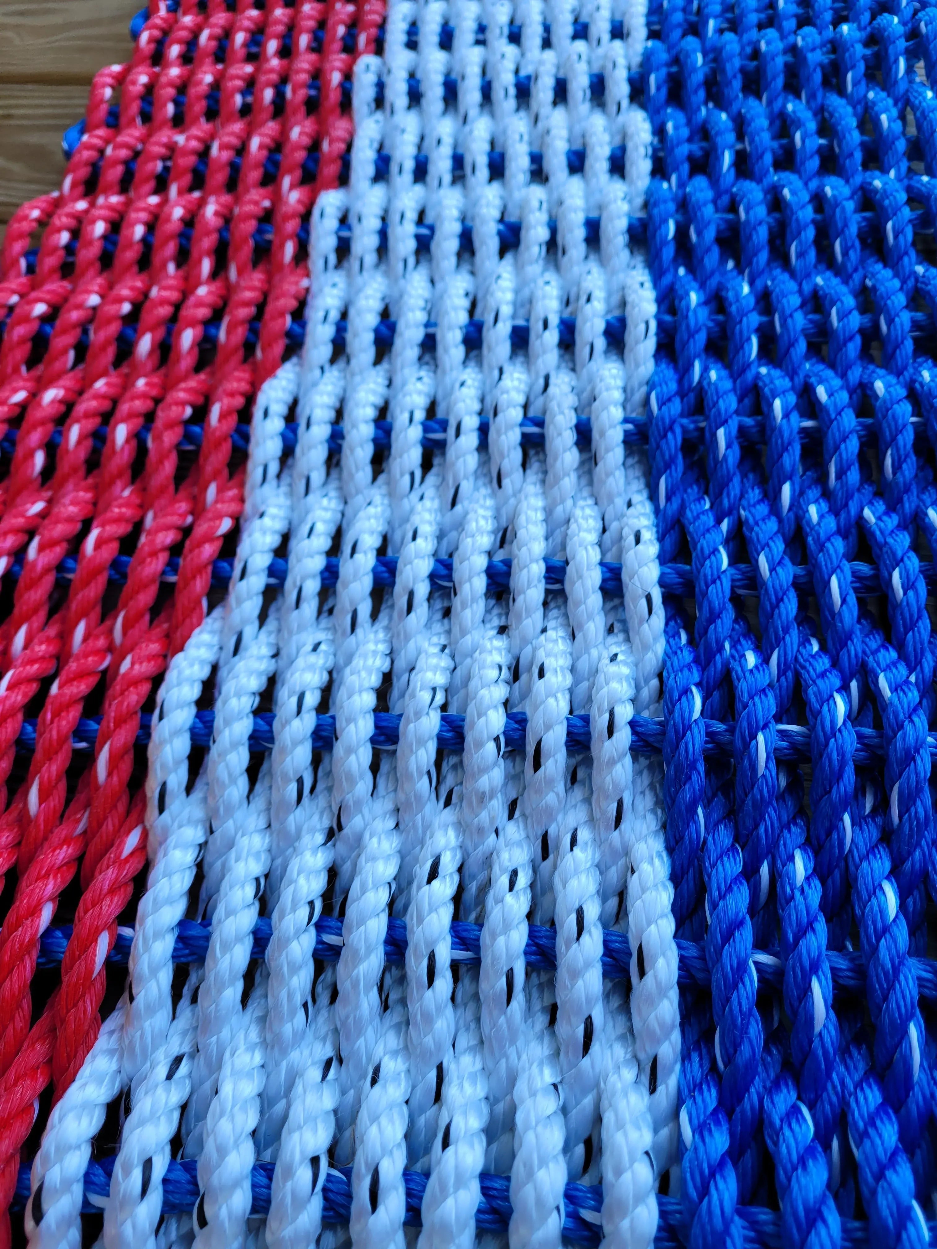 RED WHITE and BLUE stripe Lobster Rope Mat - MaisonBeach