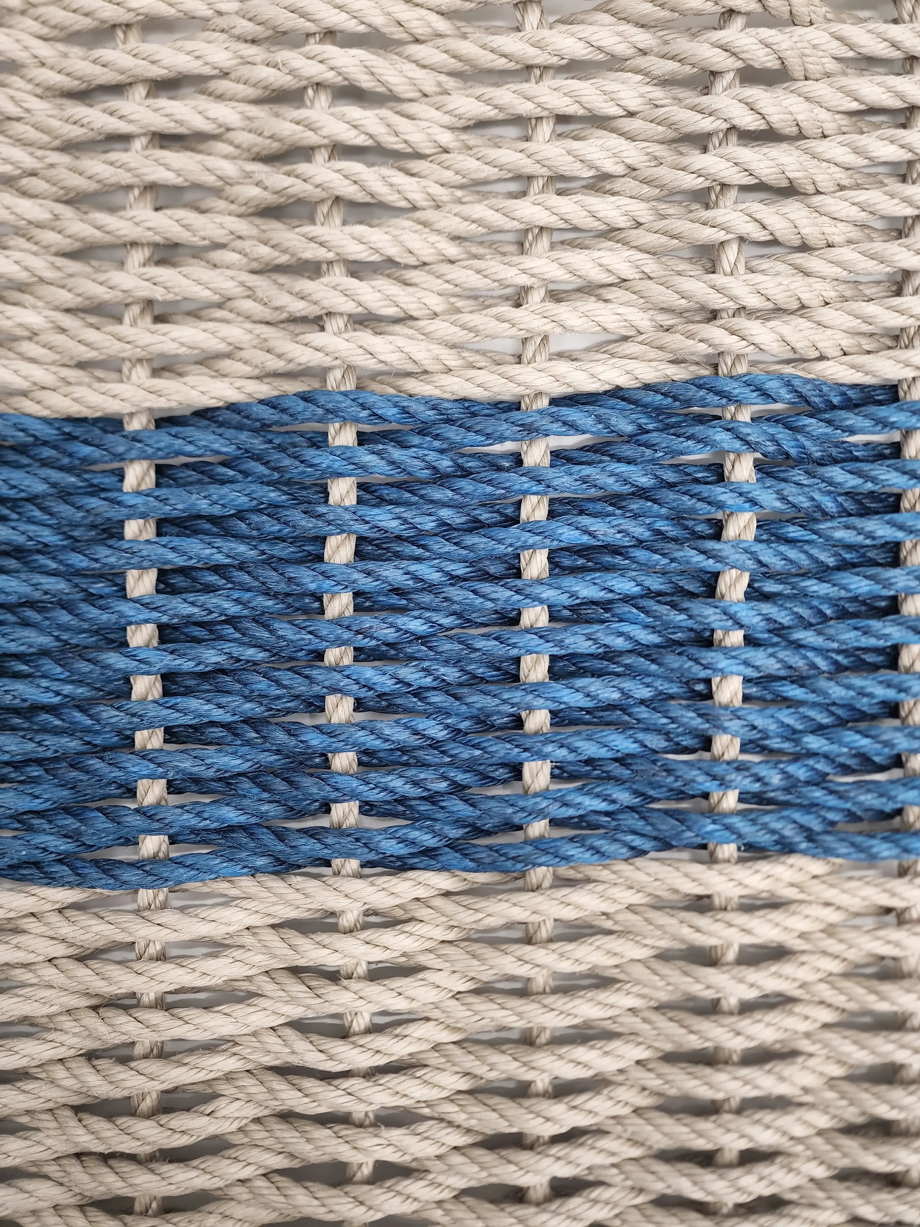 Lobster Rope Mat Tan and Navy Blue, Natural Color - MaisonBeach