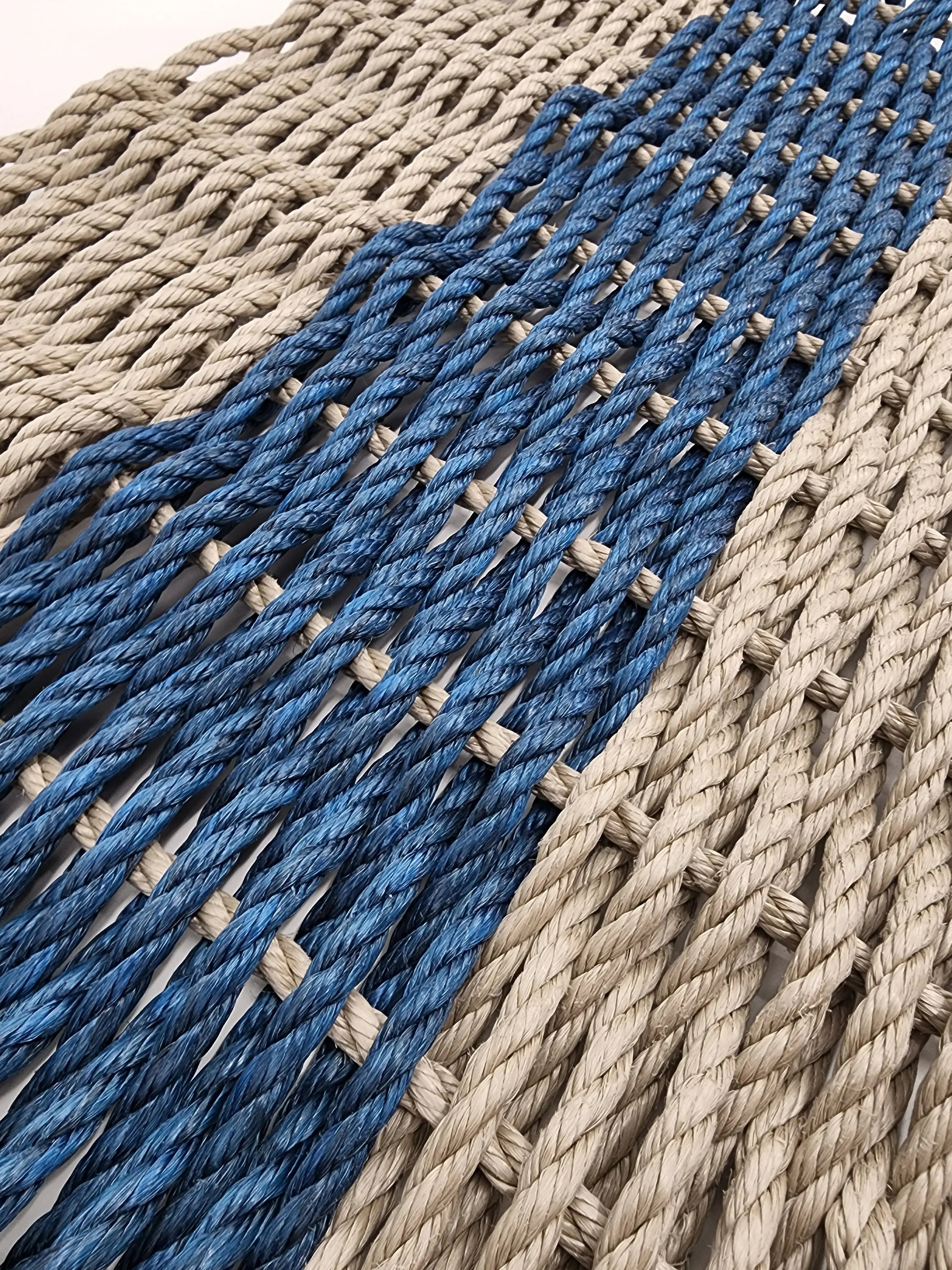 Lobster Rope Mat Tan and Navy Blue, Natural Color - MaisonBeach