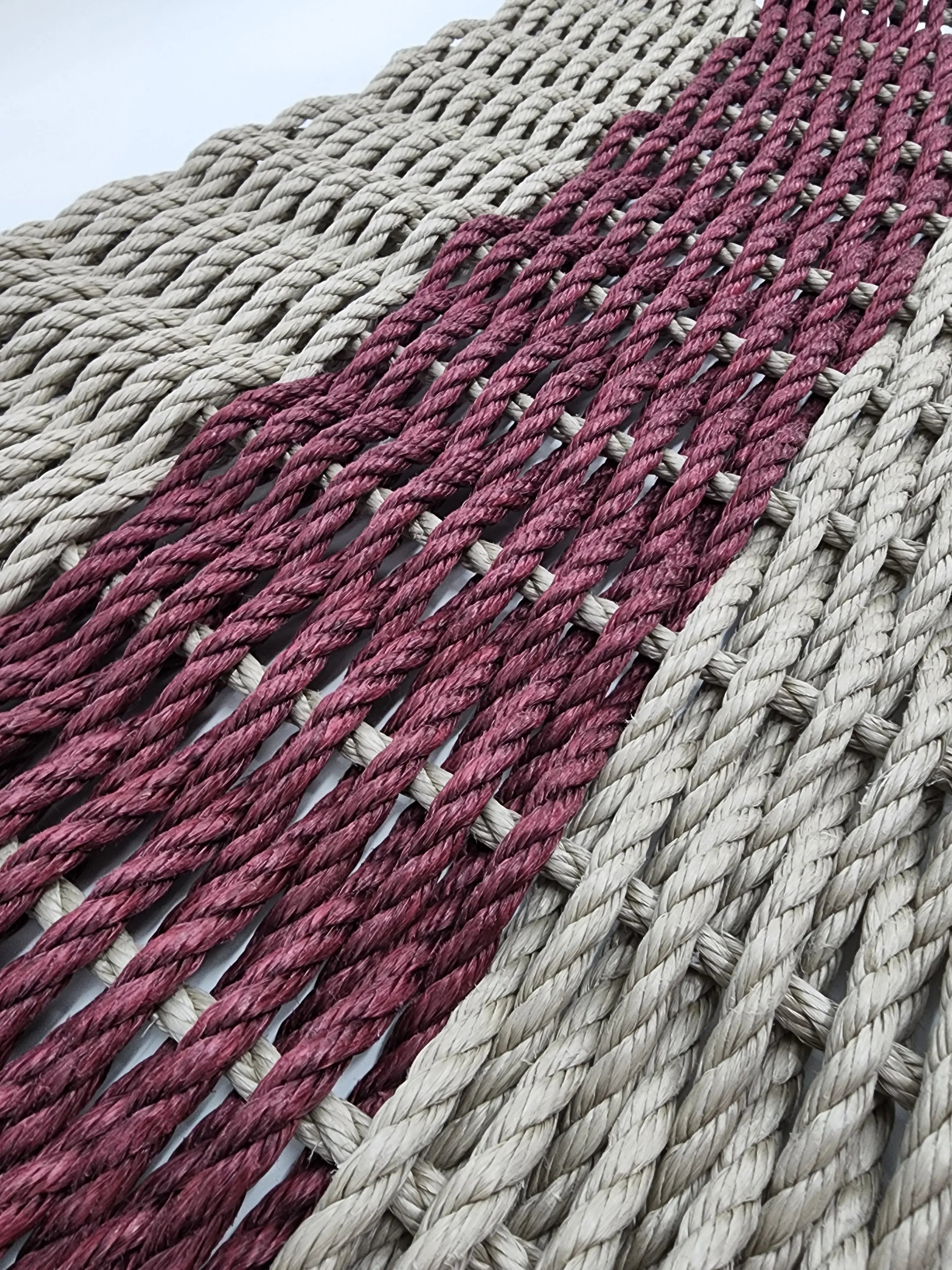 Lobster Rope Mat Tan and Burgundy, Natural Color - MaisonBeach