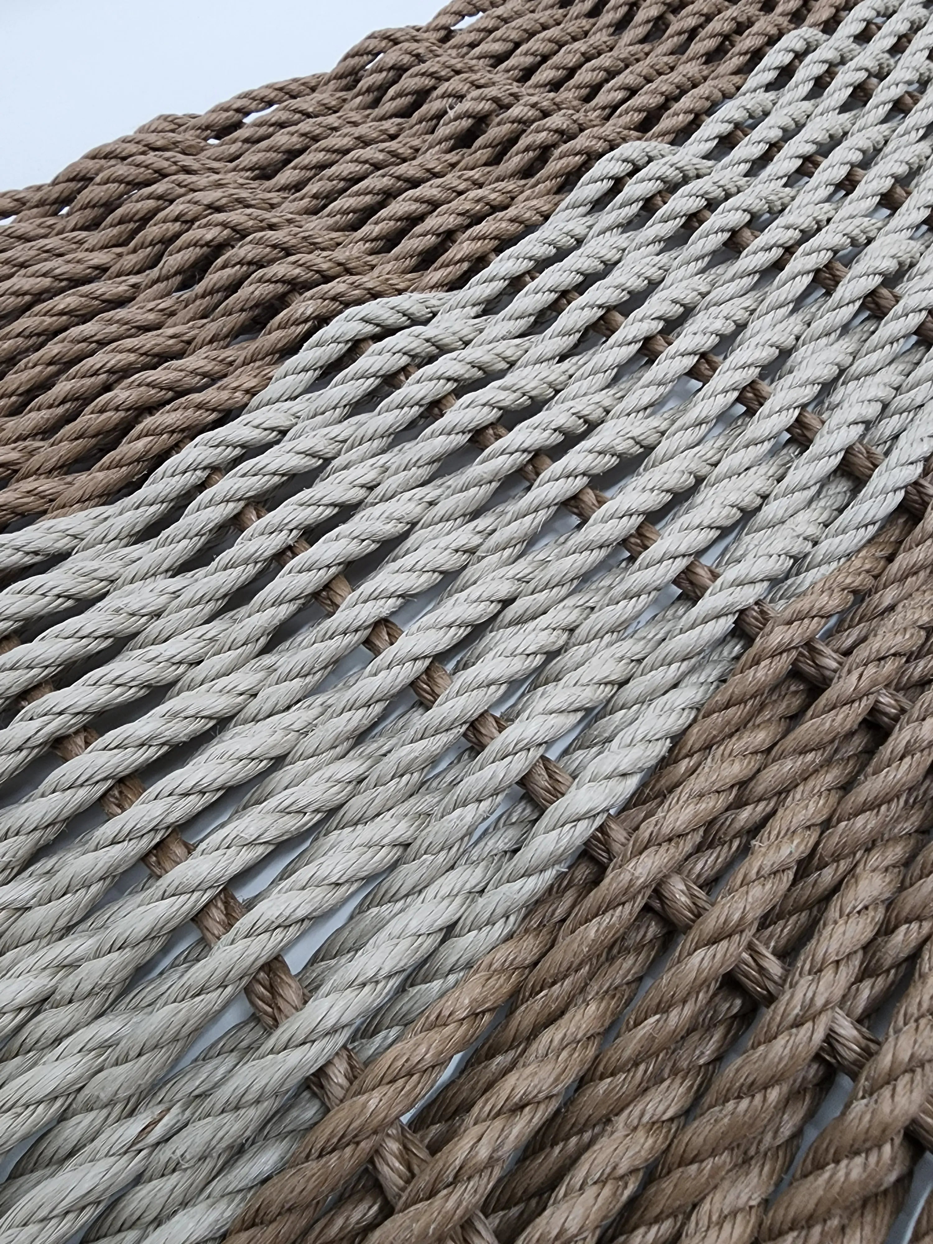 Lobster Rope Mat Brown and Tan, Natural Color - MaisonBeach