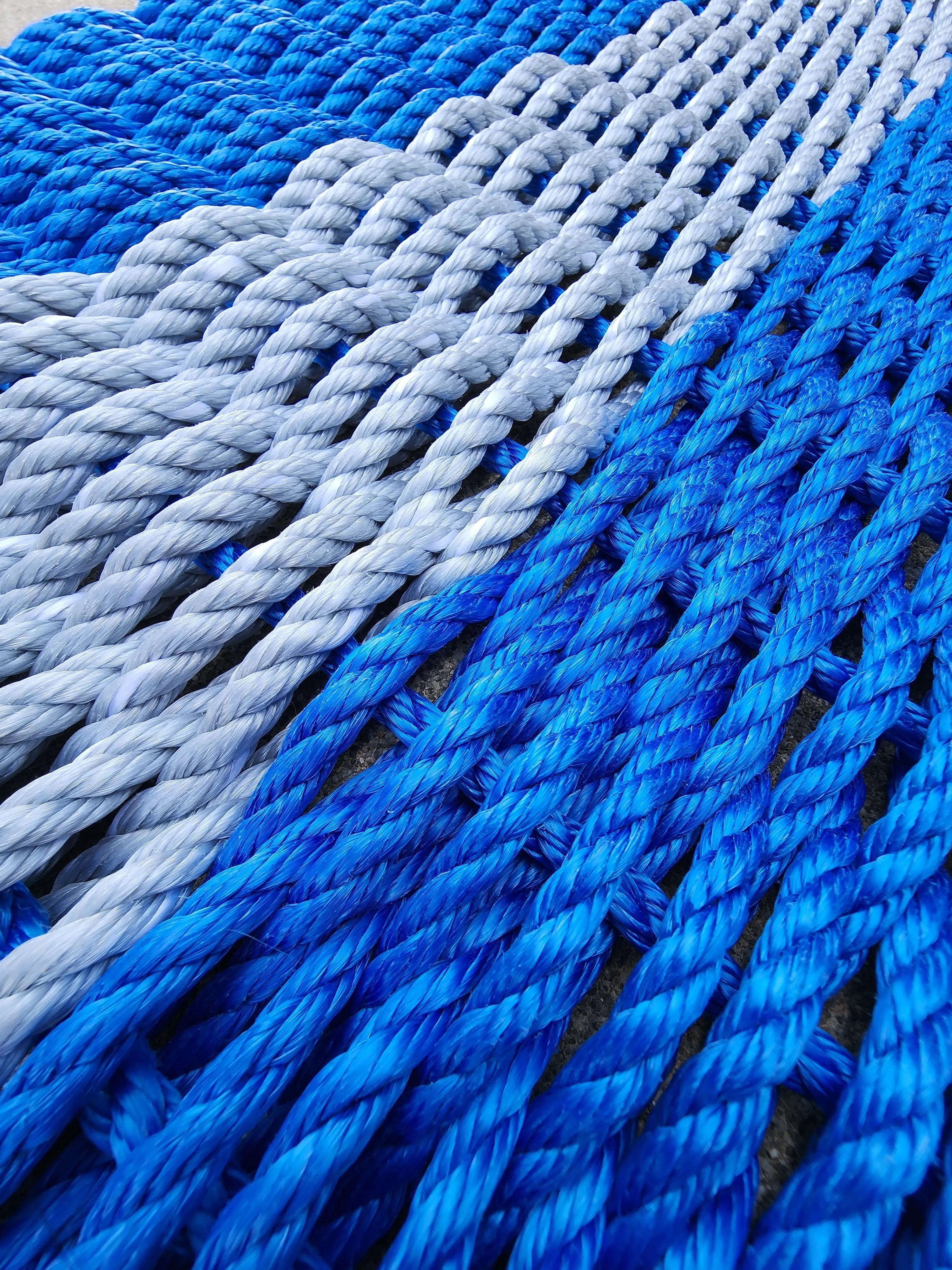 Rope Mat made with Lobster Rope, Blue and Light Gray - MaisonBeach