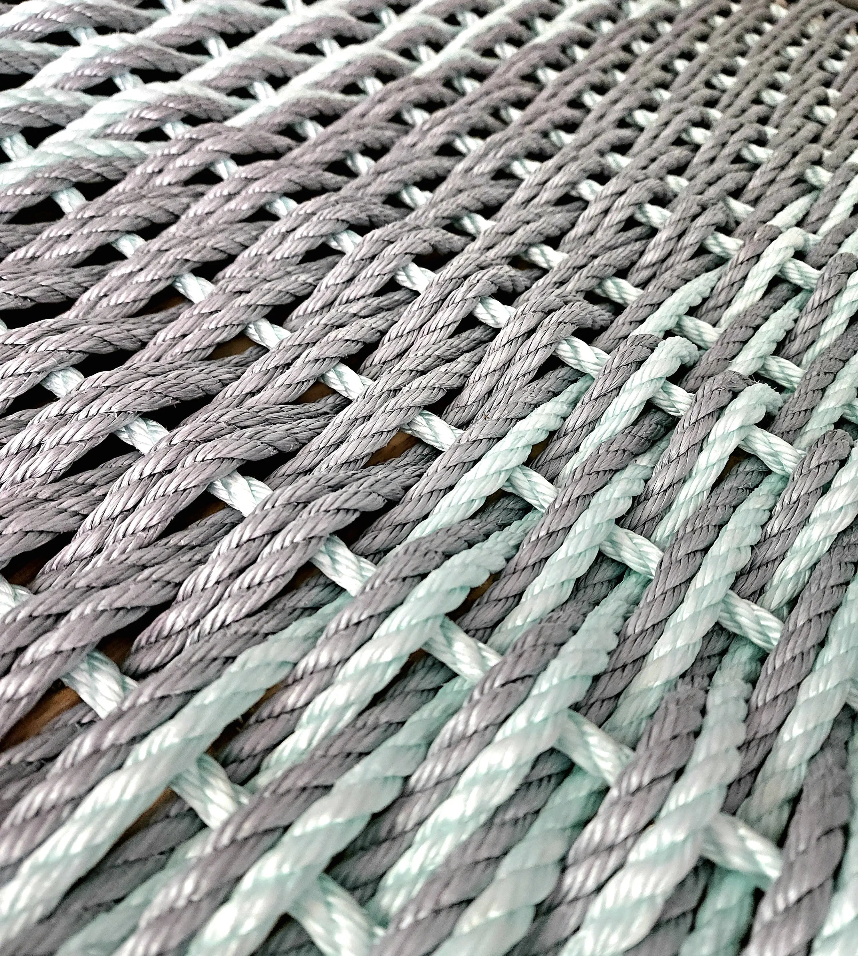 Large Doubleweave Light Gray and Seafoam Lobster Rope Mat - MaisonBeach