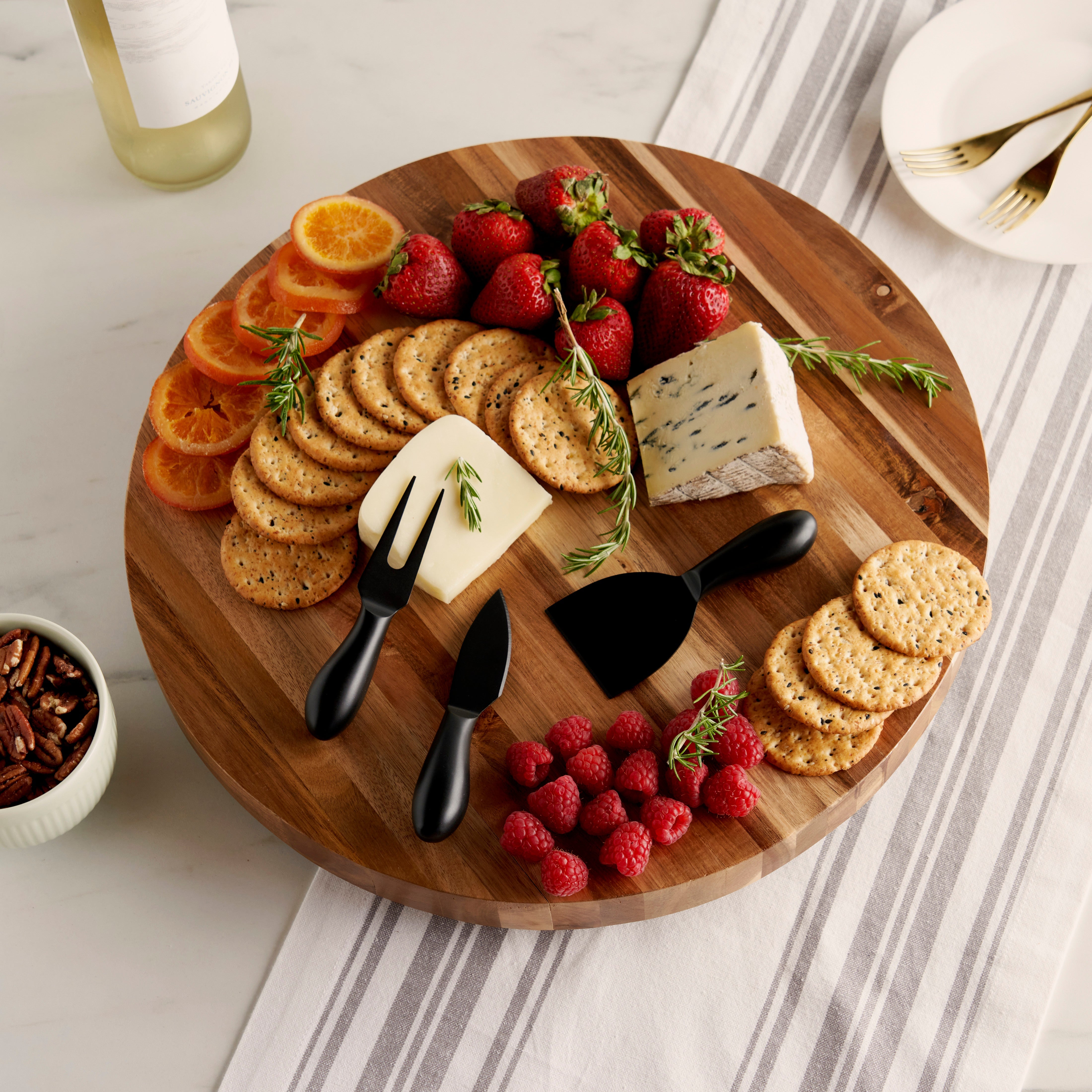 Acacia Footed Cheese Board & Knife Set - MaisonBeach
