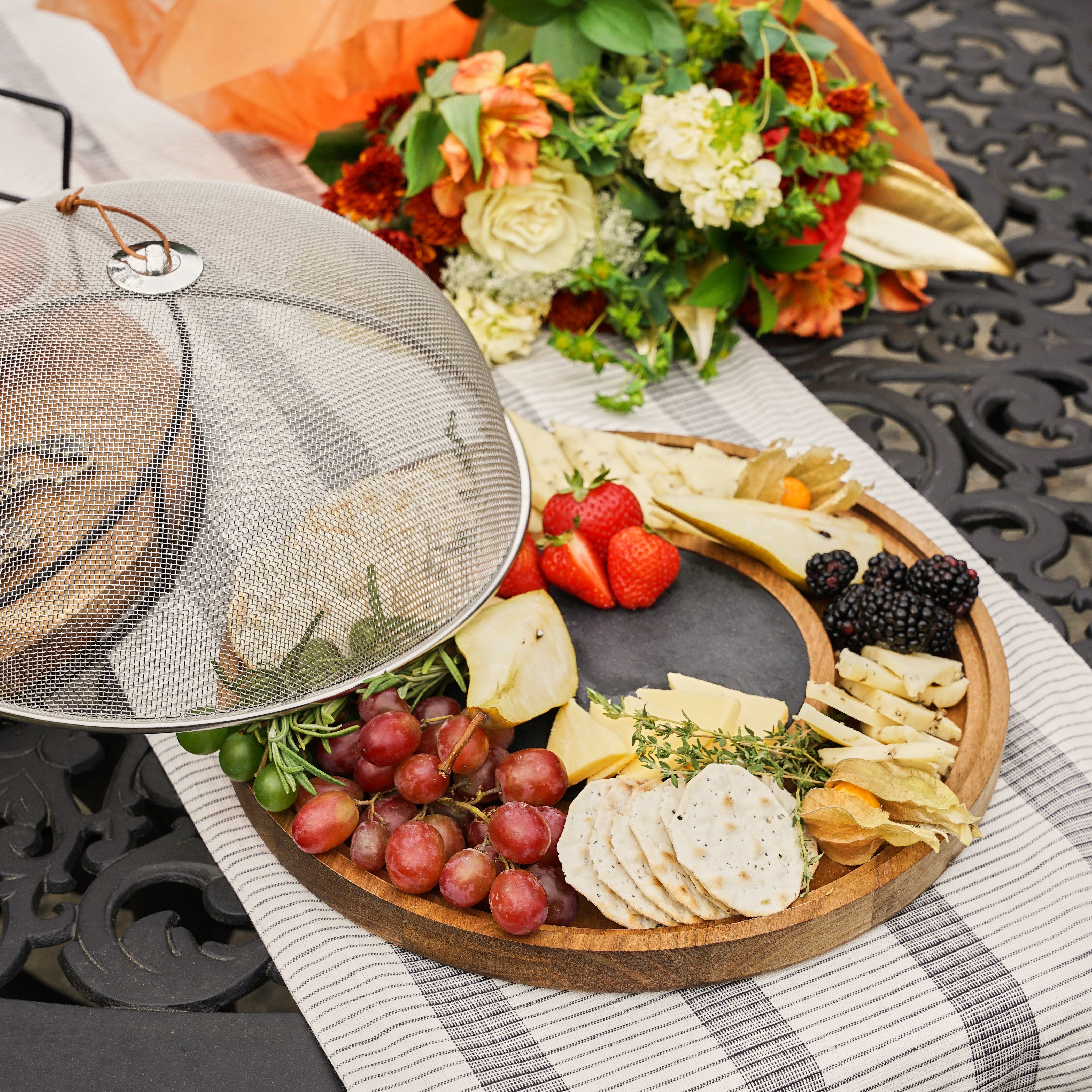 Modern Manor Slate & Acacia Cheese Board with Dome - MaisonBeach