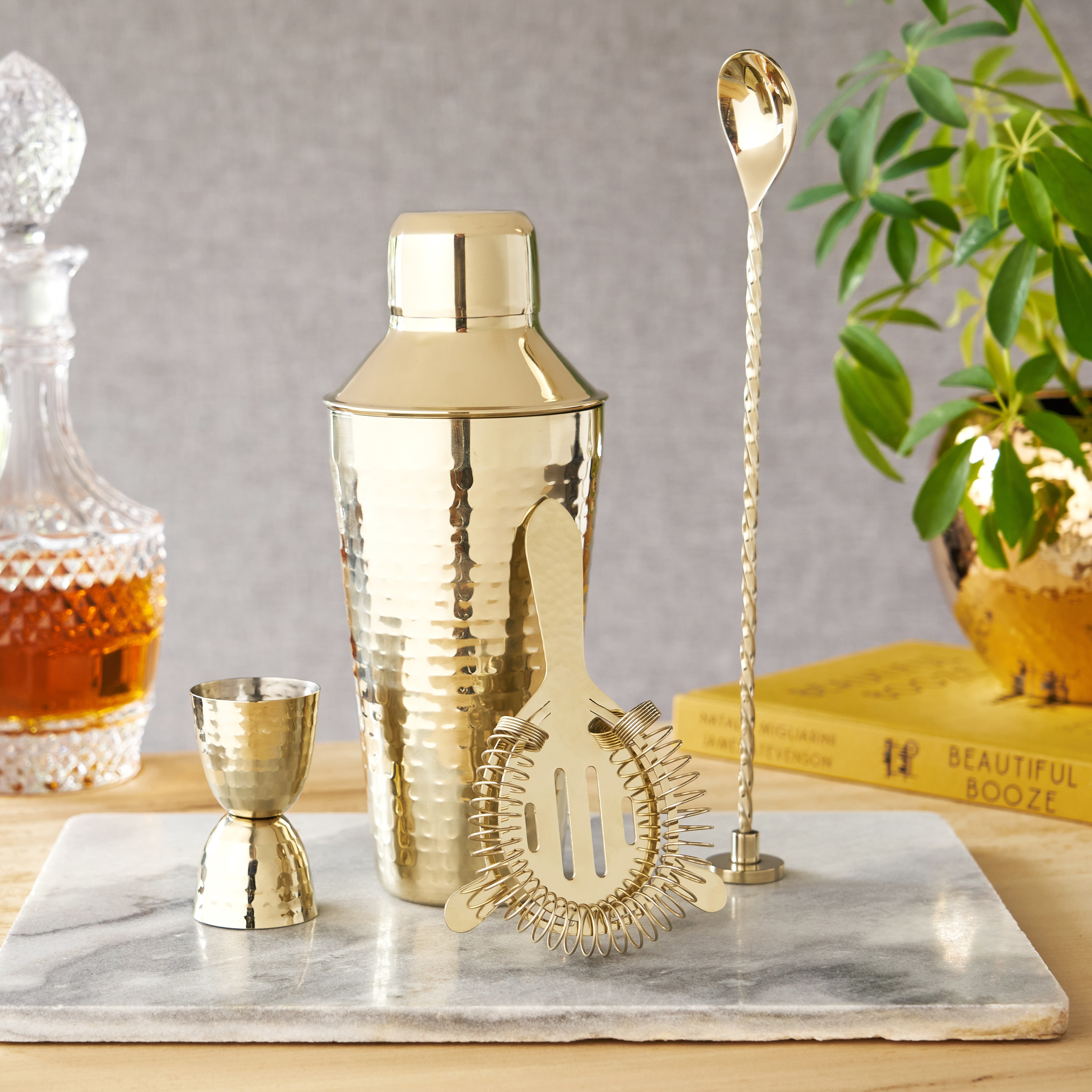 Hammered 4-Piece Barware Set in Gold - MaisonBeach