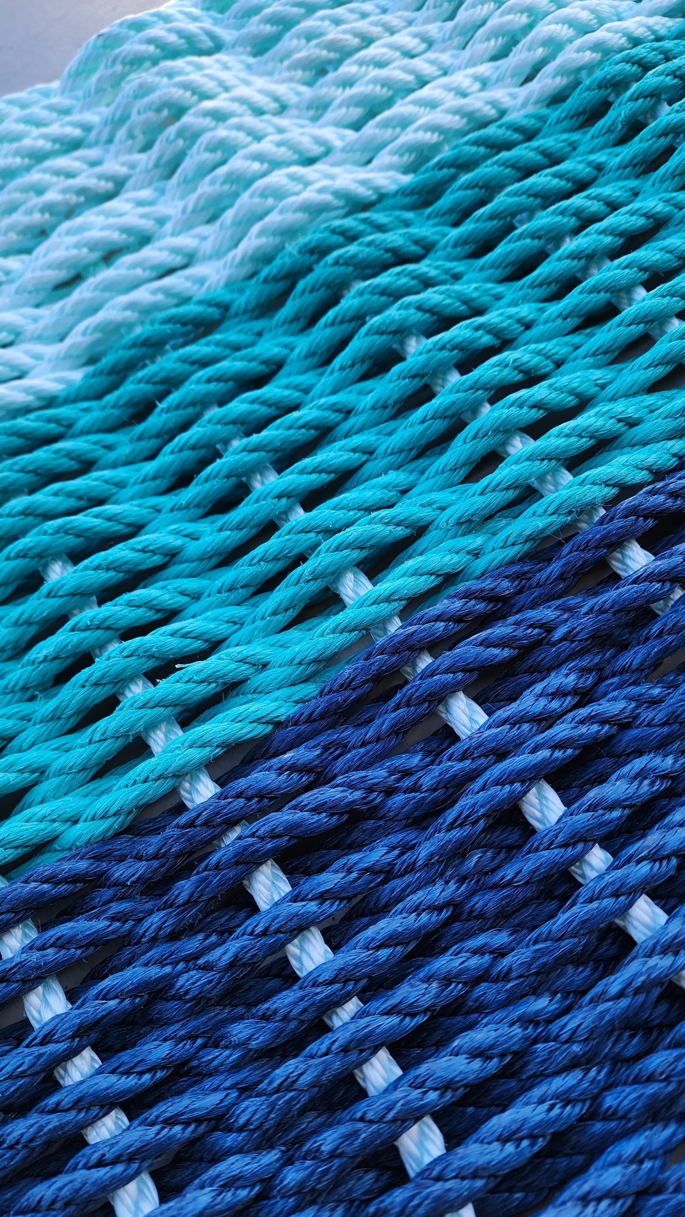 Ombre Rope Mat made with Lobster Rope, Navy Blue, Teal, Seafoam - MaisonBeach