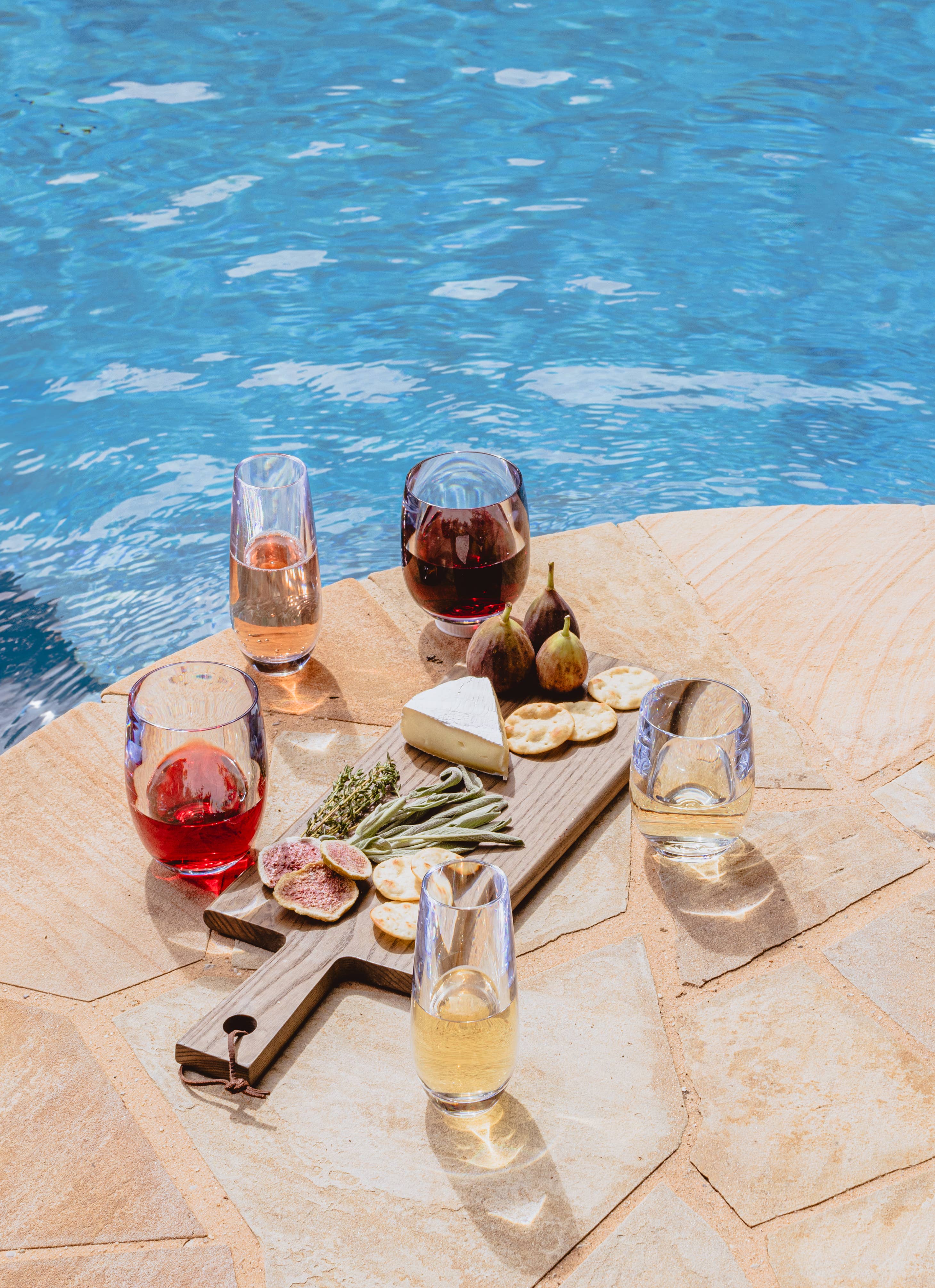 Oasis 6 oz. Stemless Champagne - MaisonBeach