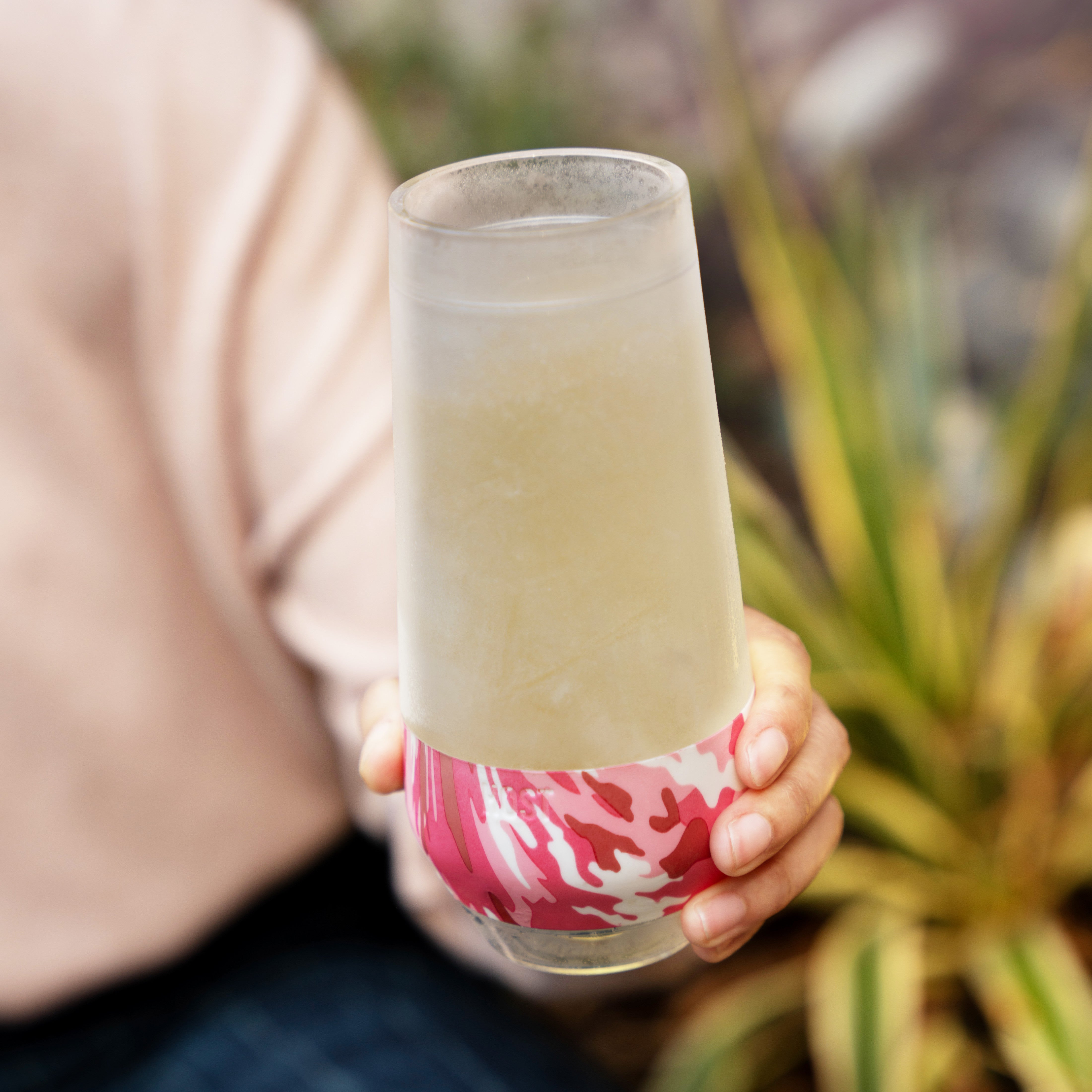Champagne FREEZE™ in Pink Camo, Set of 2 - MaisonBeach