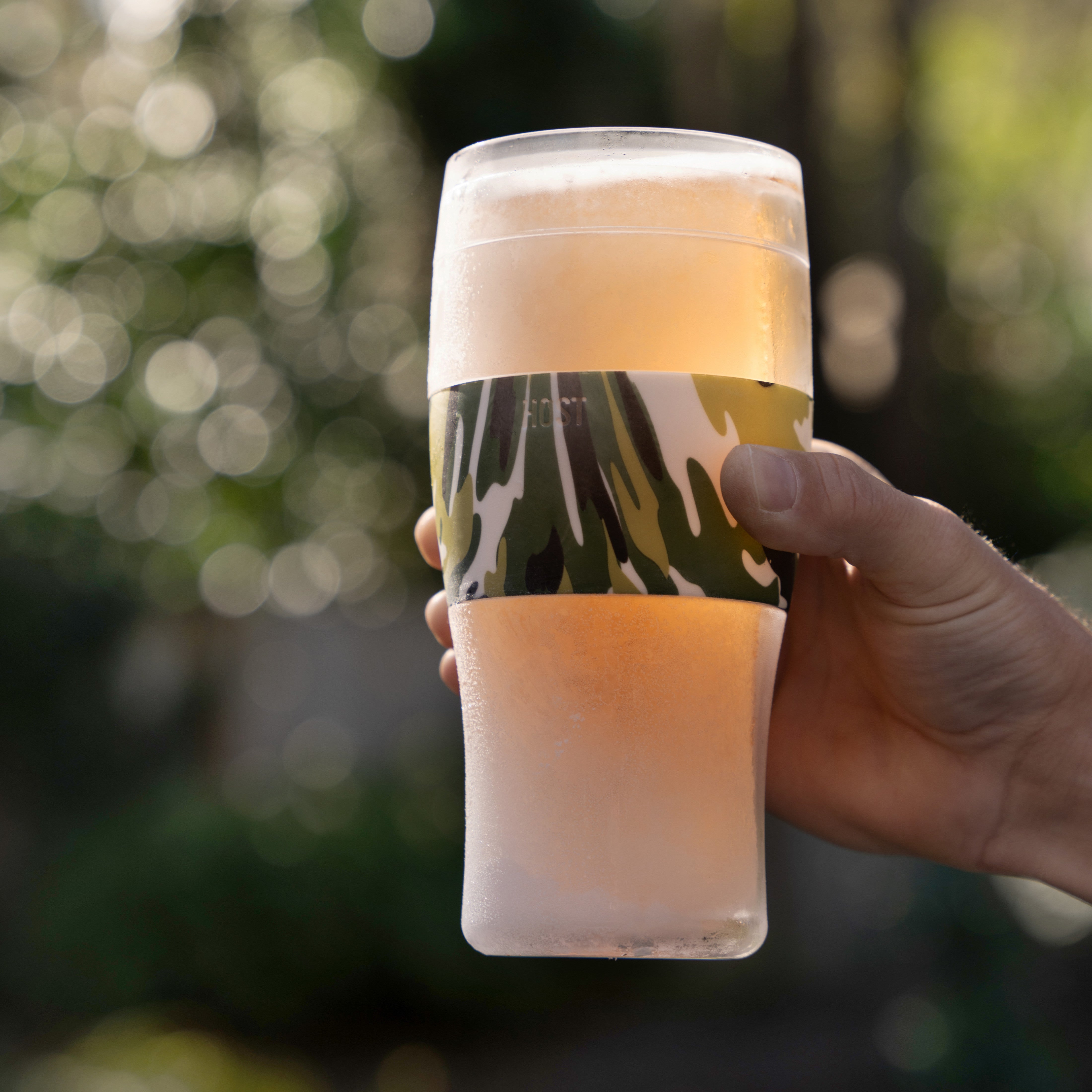 Beer FREEZE™ in Green Camo, Set of 1 - MaisonBeach