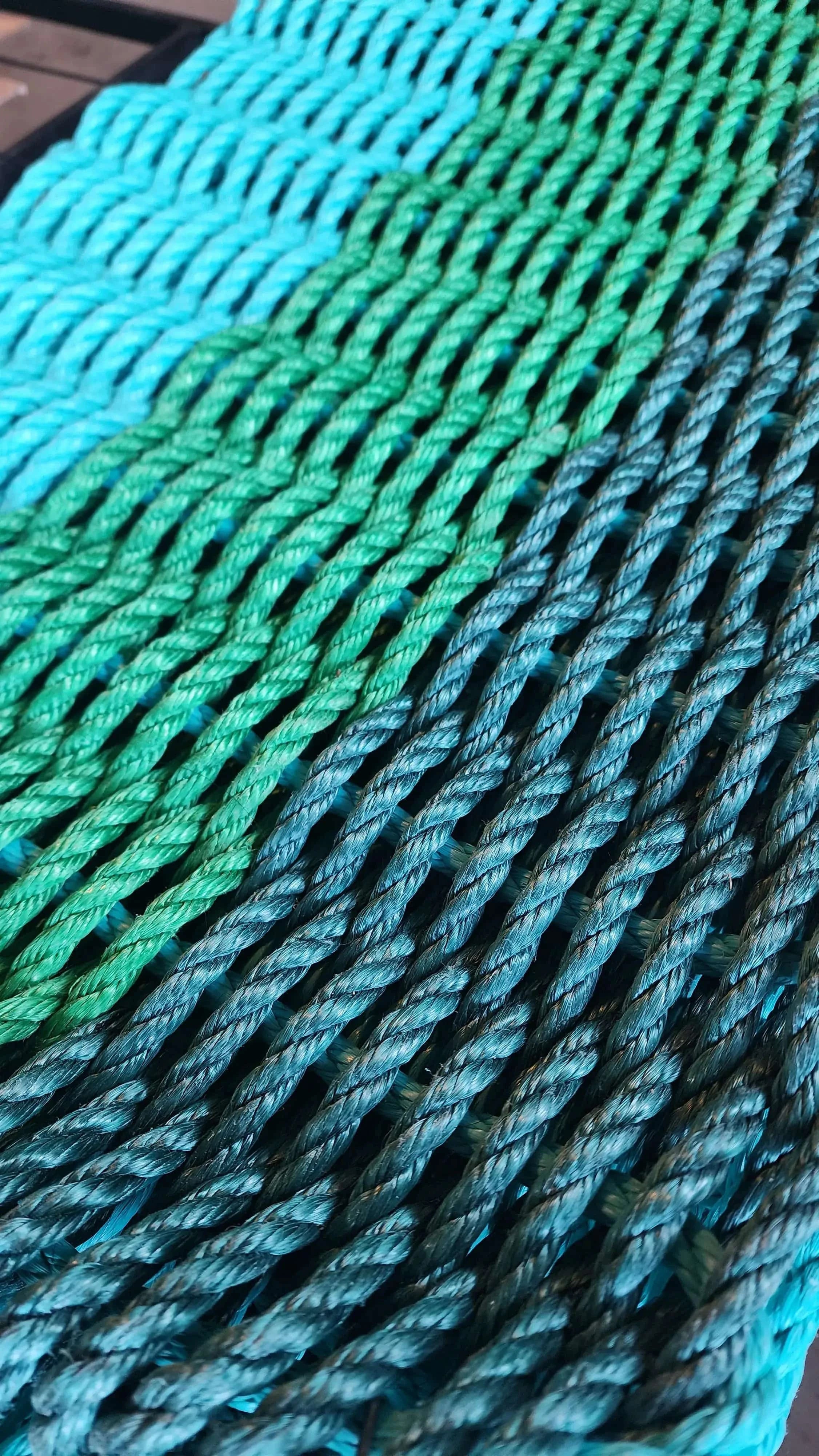 Green Ombre Rope Mat Hunter Green, Green, Teal: 31 x 18 - MaisonBeach