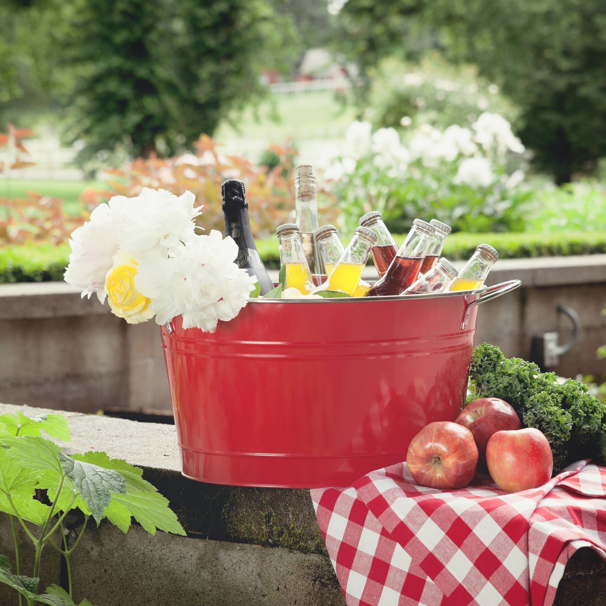 Big Red Galvanized Metal Tub - MaisonBeach