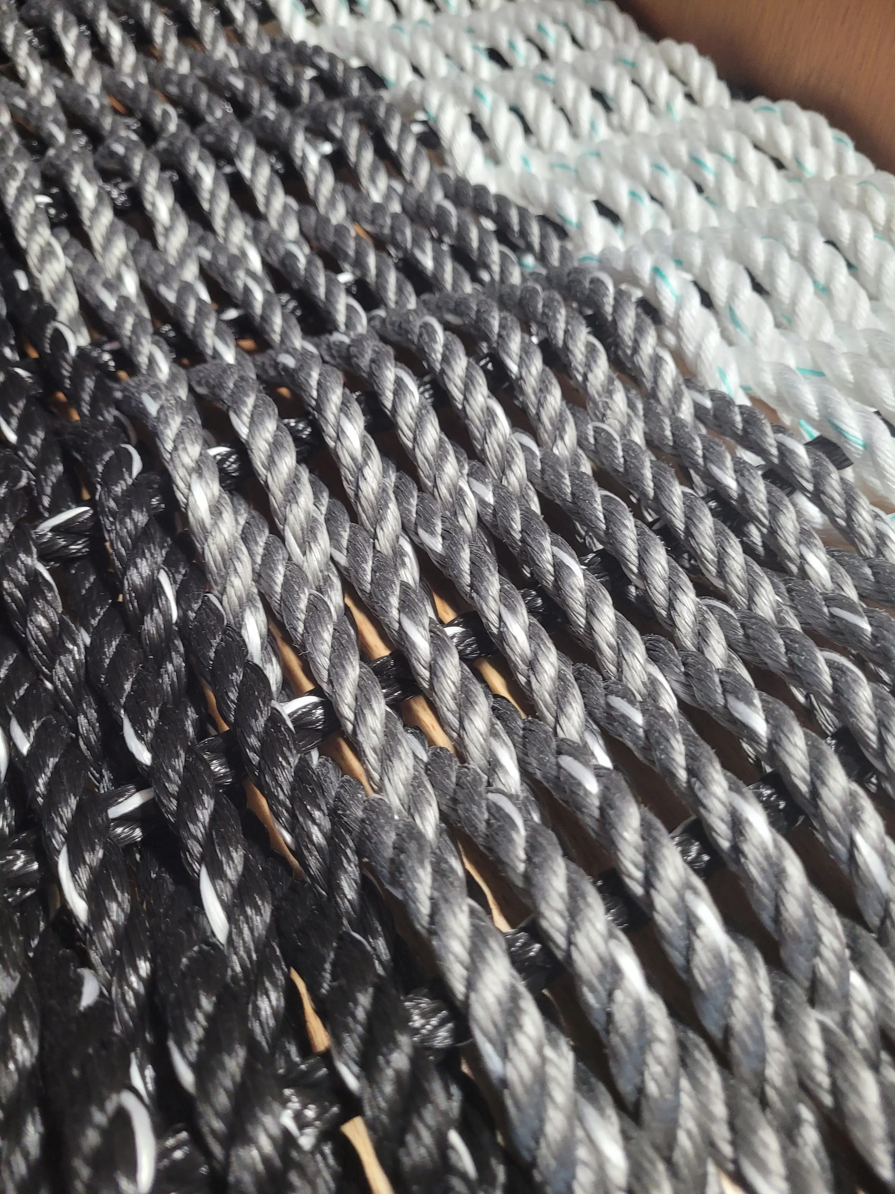 Rope Mat made with Lobster Rope, Black Gray White - MaisonBeach