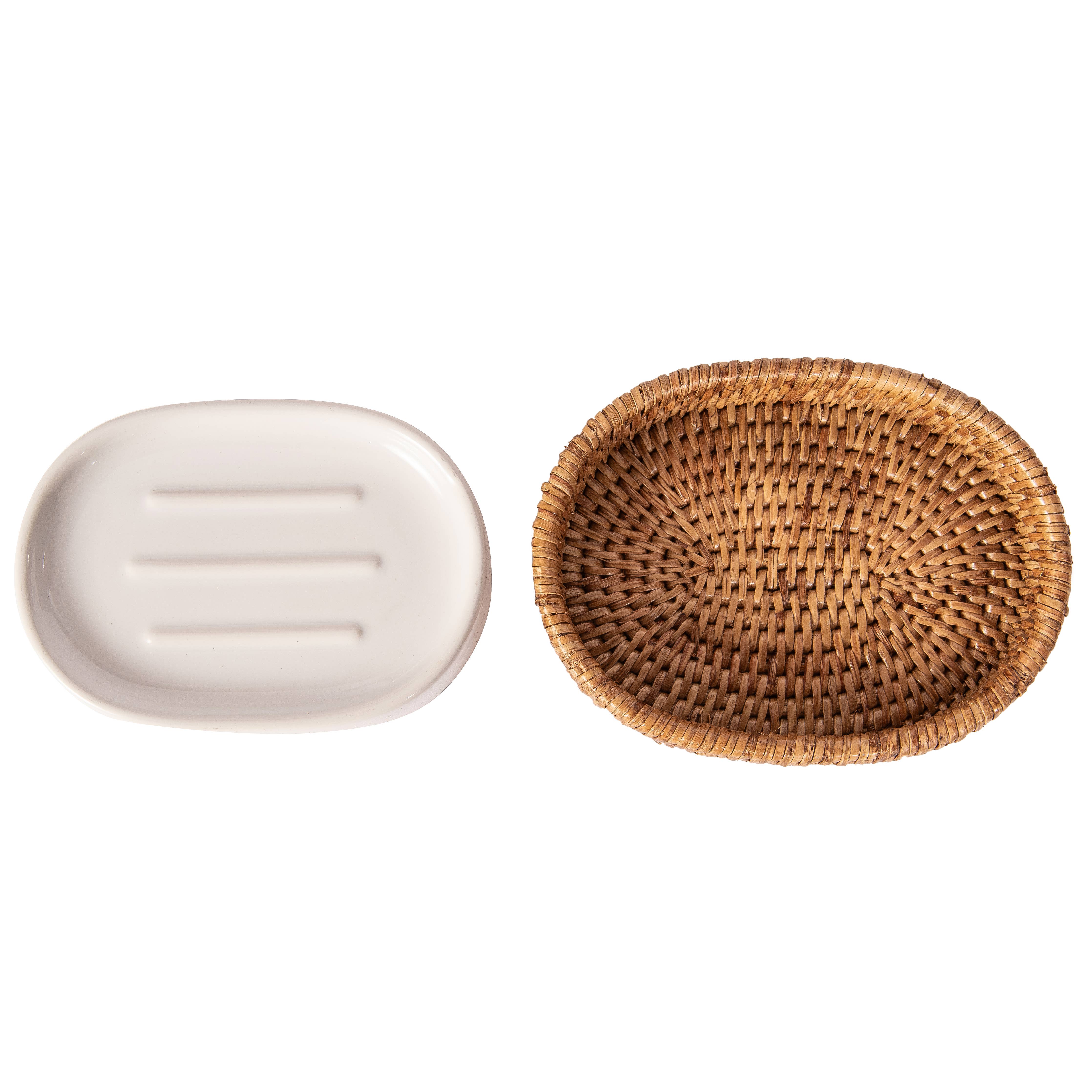 Rattan Oval Soap Dish with Ceramic Insert – Handwoven & Eco-Friendly - MaisonBeach