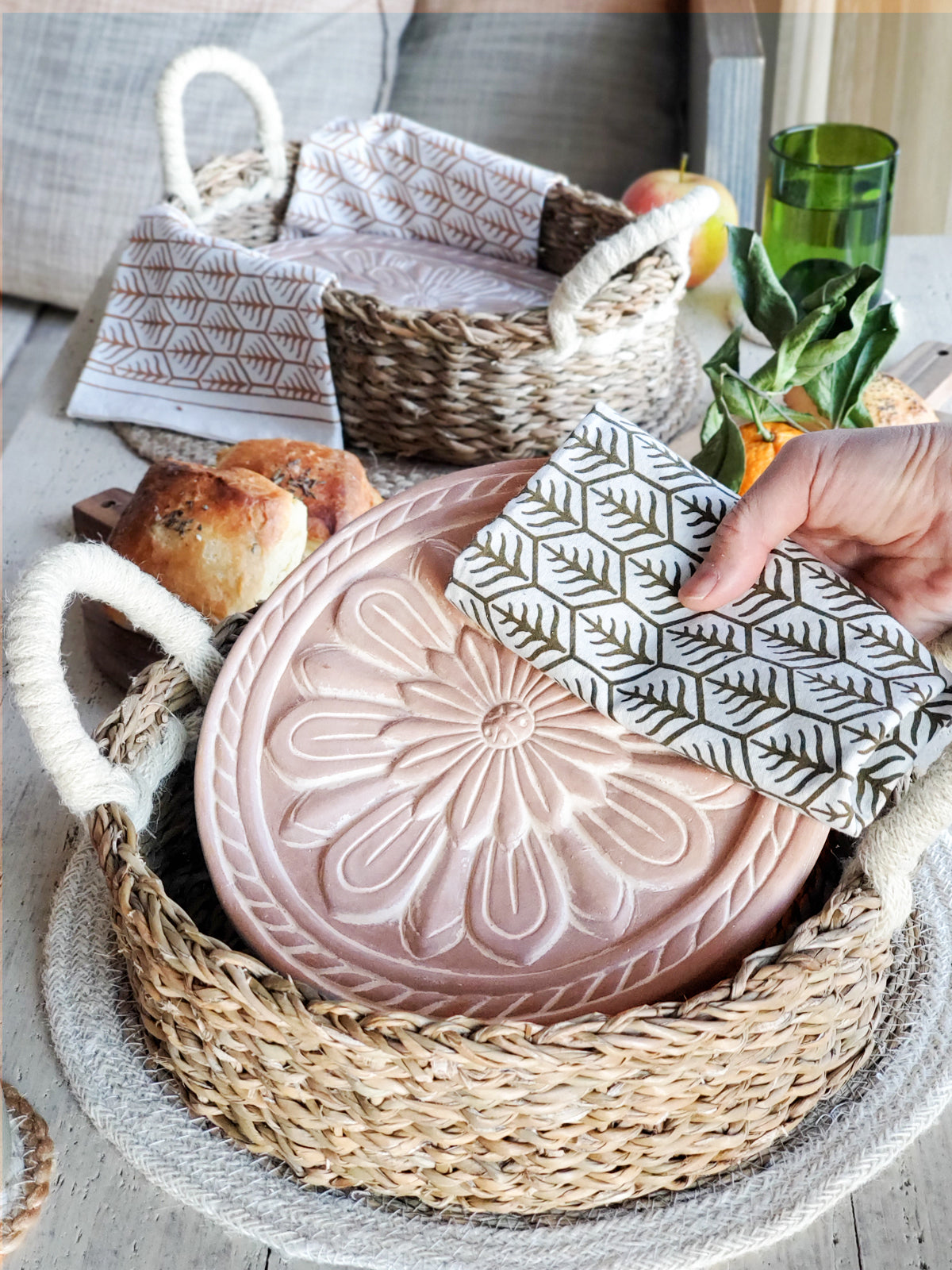 Bread Warmer & Basket Gift Set with Tea Towel - Vintage Flower - MaisonBeach
