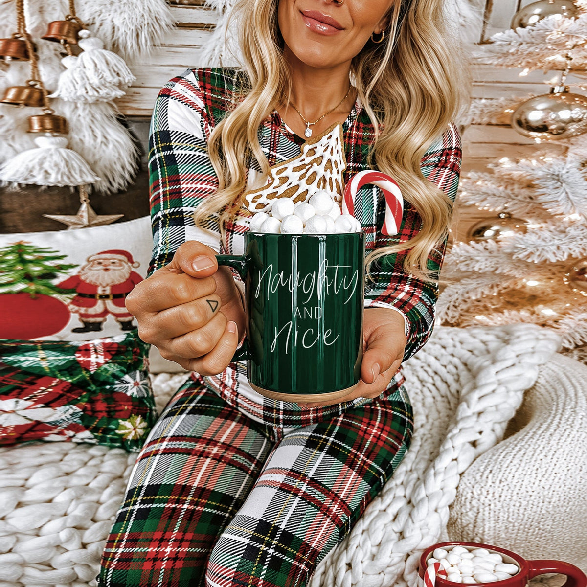 Naughty & Nice - MaisonBeach